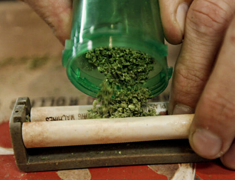 Como usar um bolador de fumo: aprenda de vez!